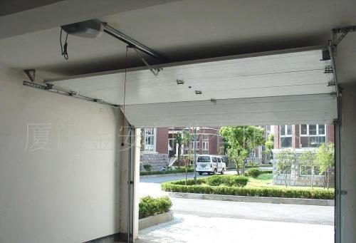 車庫翻板門2